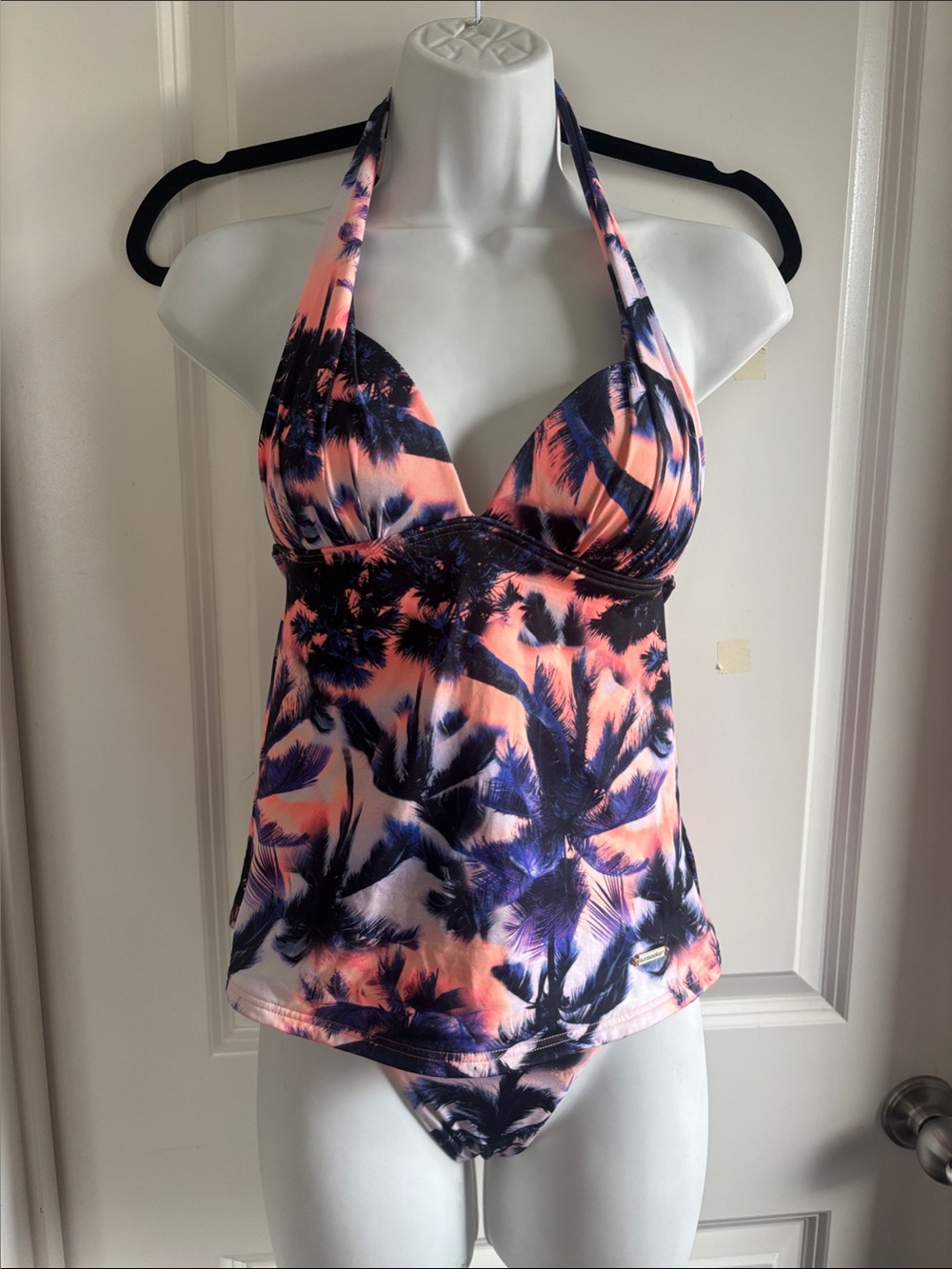 Lovely Sunseeker Women's Halter Tankini Top - Peach & Navy Palm w/ bottom - Sz 6